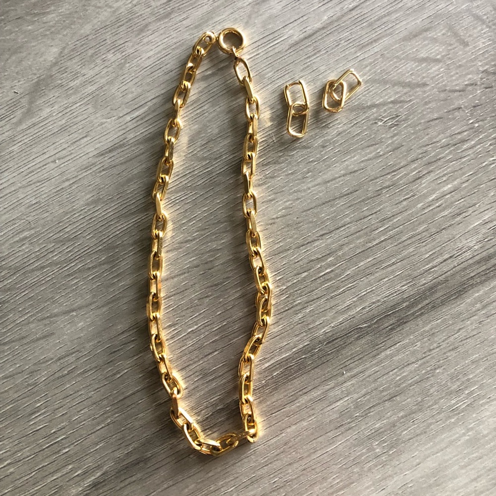 Gold necklace and earrings